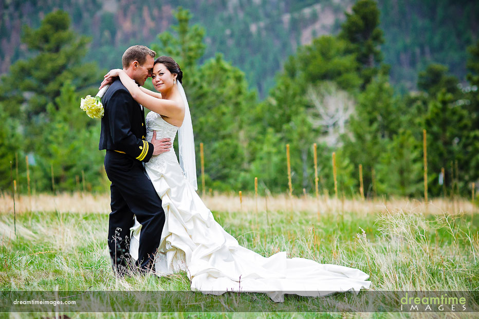 wedding couple della terra