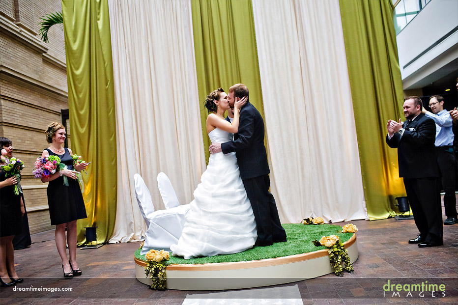 denver museum science naure kiss