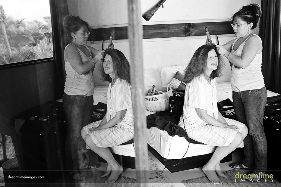 getting ready mexico wedding