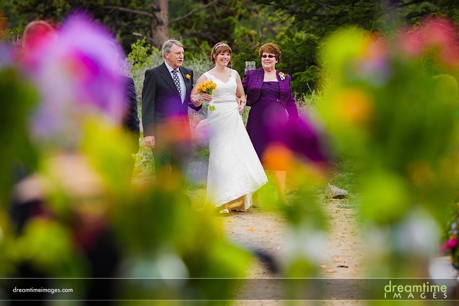 BRIDE AISLE ESTES