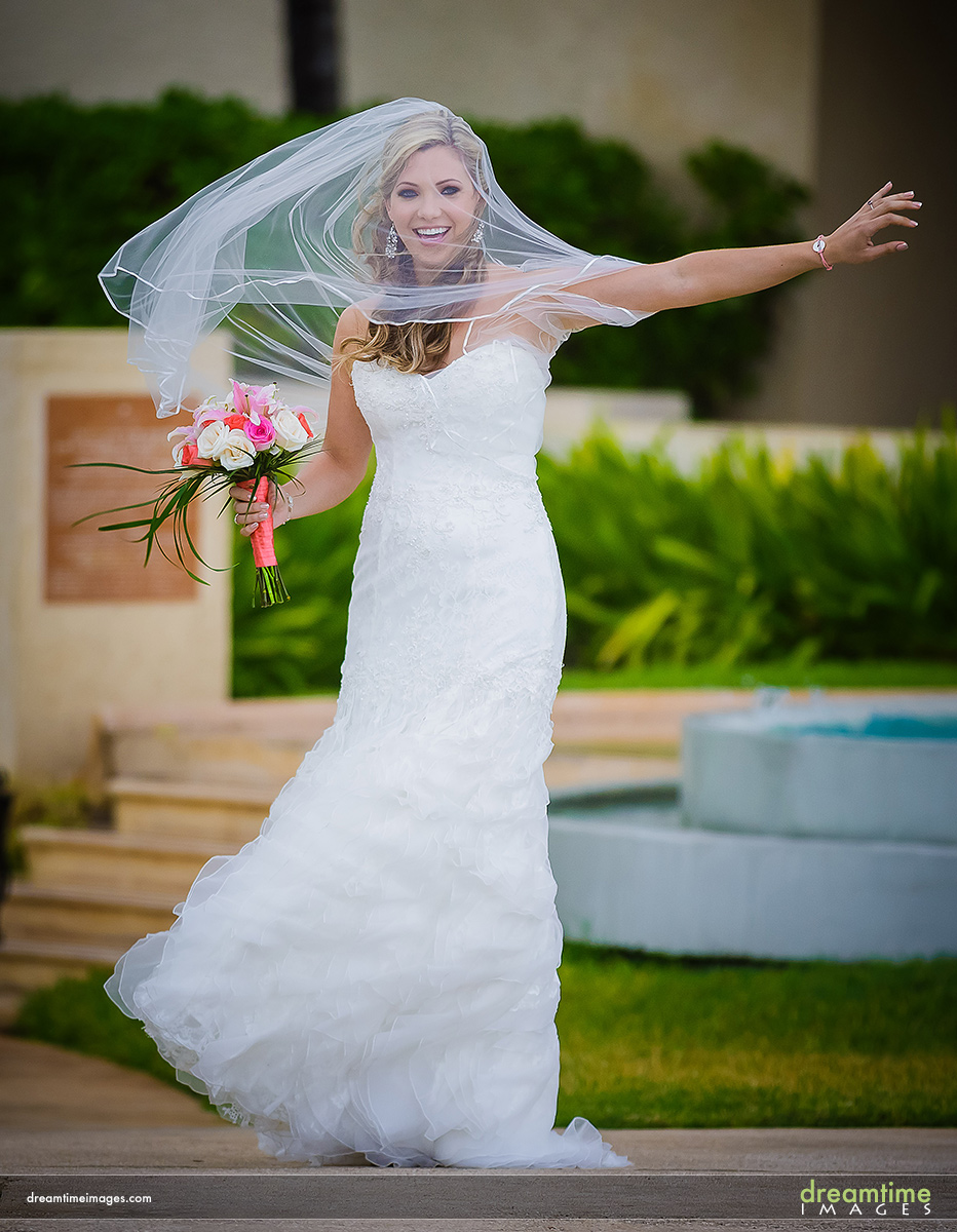bride cancun